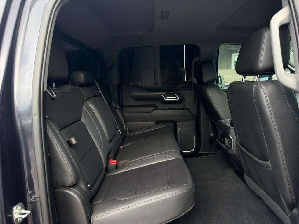 GMC Sierra 1500 SLT Crew Cab 4WD 2023