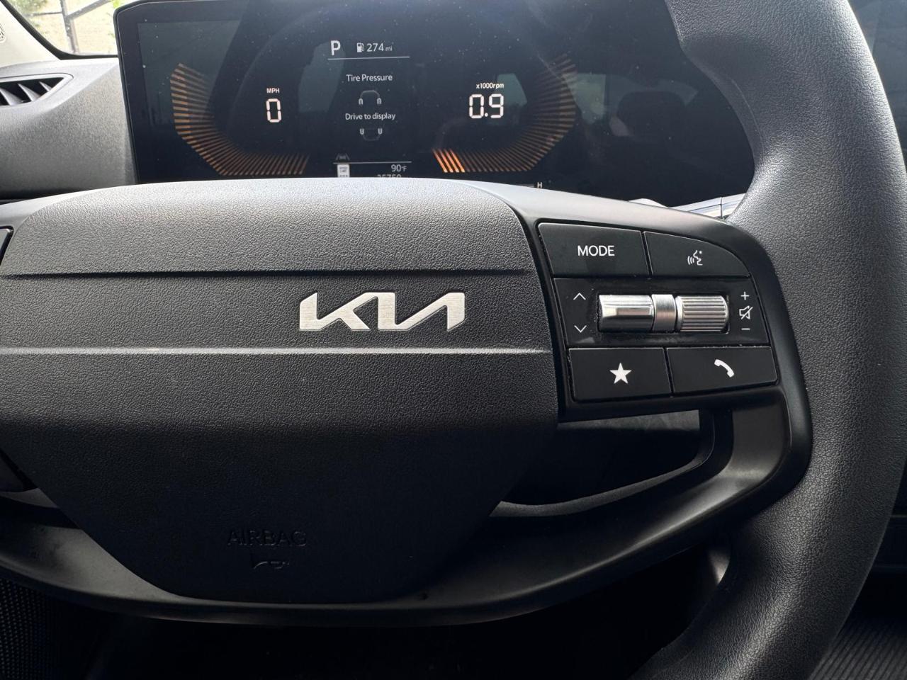 Kia K4 LX 2025