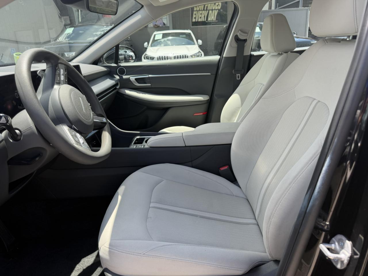Hyundai Sonata SEL 2025