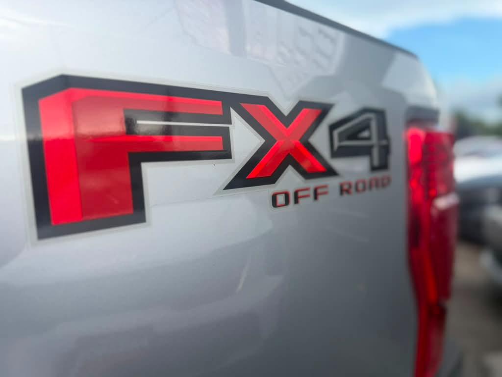 Ford F-250 SD XL Crew Cab 4WD 2021