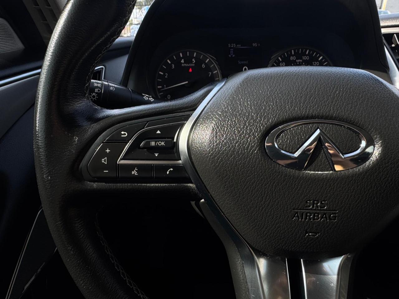 Infiniti Q50 3.0t LUXE 2021