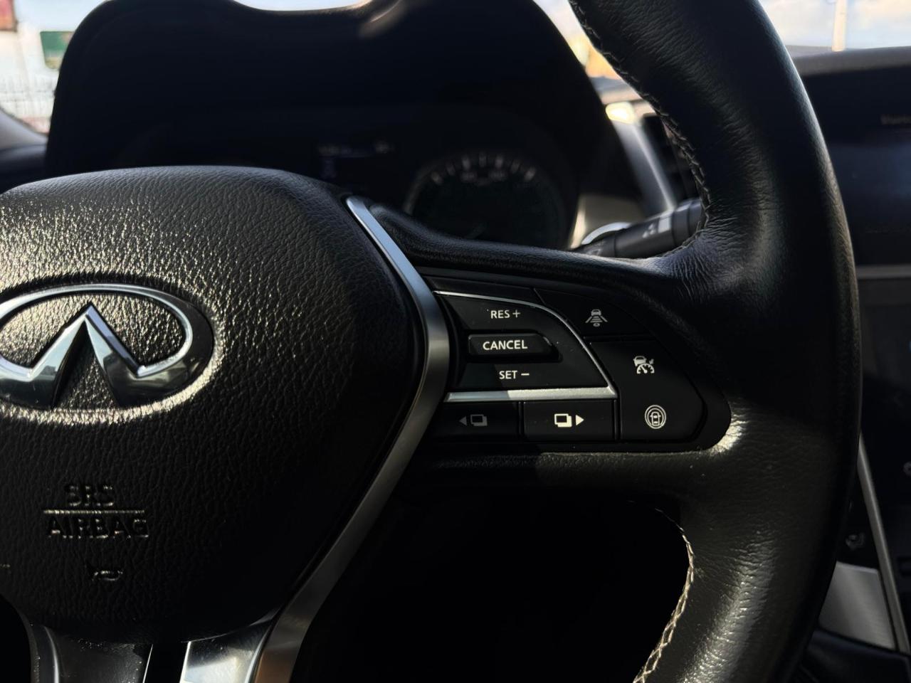 Infiniti Q50 3.0t LUXE 2021