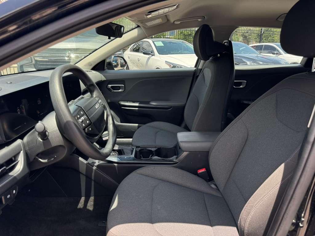 Kia K4 LX 2025