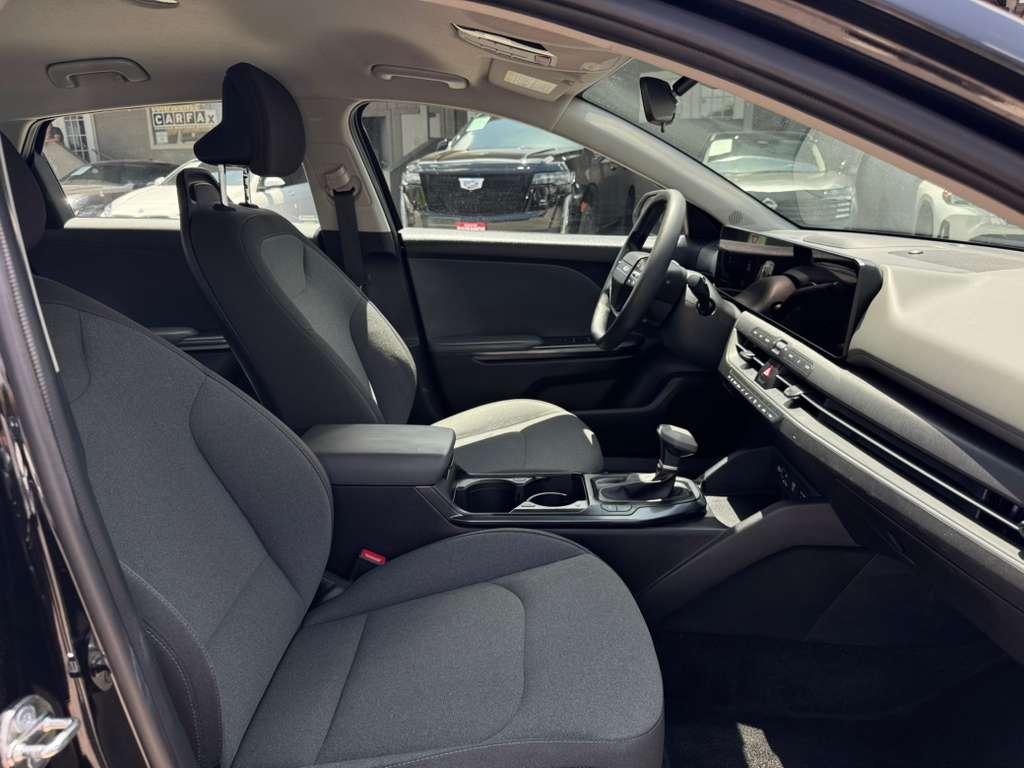 Kia K4 LX 2025