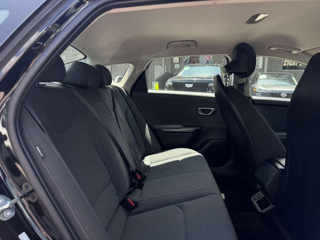 Kia K4 LX 2025