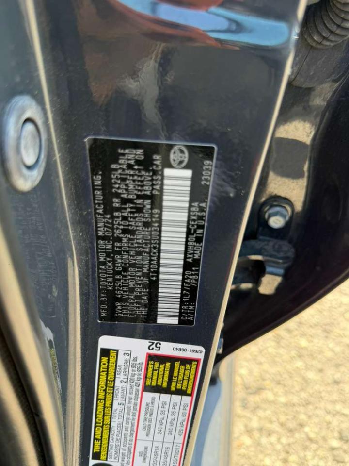 Toyota Camry Hybrid XLE 2025