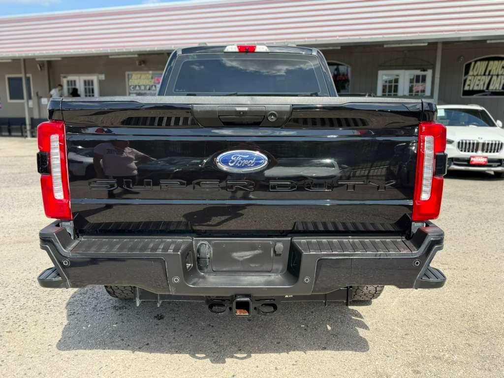 Ford F-250 SD XL 2024