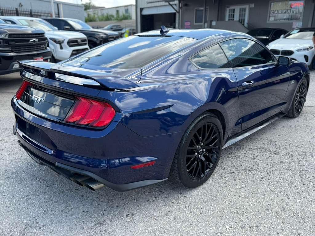 Ford Mustang GT Premium Coupe 2020