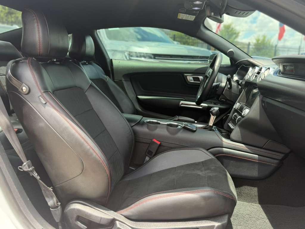 Ford Mustang GT Premium Coupe 2019