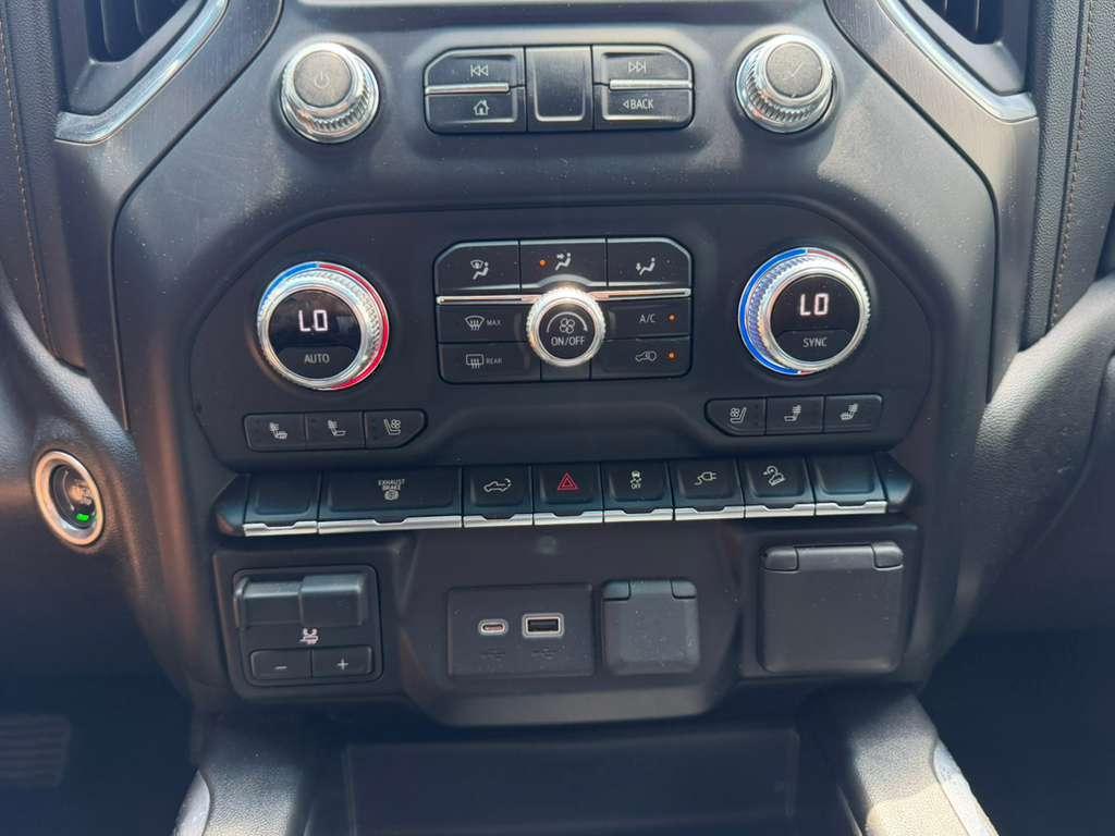 GMC Sierra 2500HD AT4 Crew Cab 4WD 2022