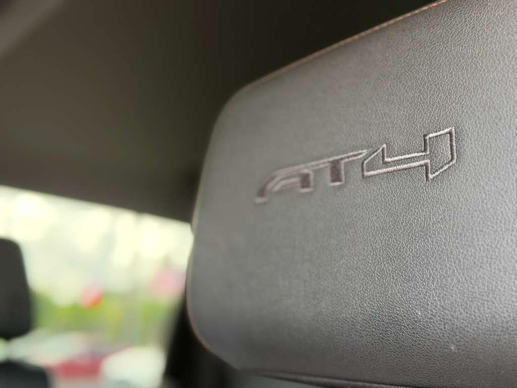 GMC Sierra 2500HD AT4 Crew Cab 4WD 2022