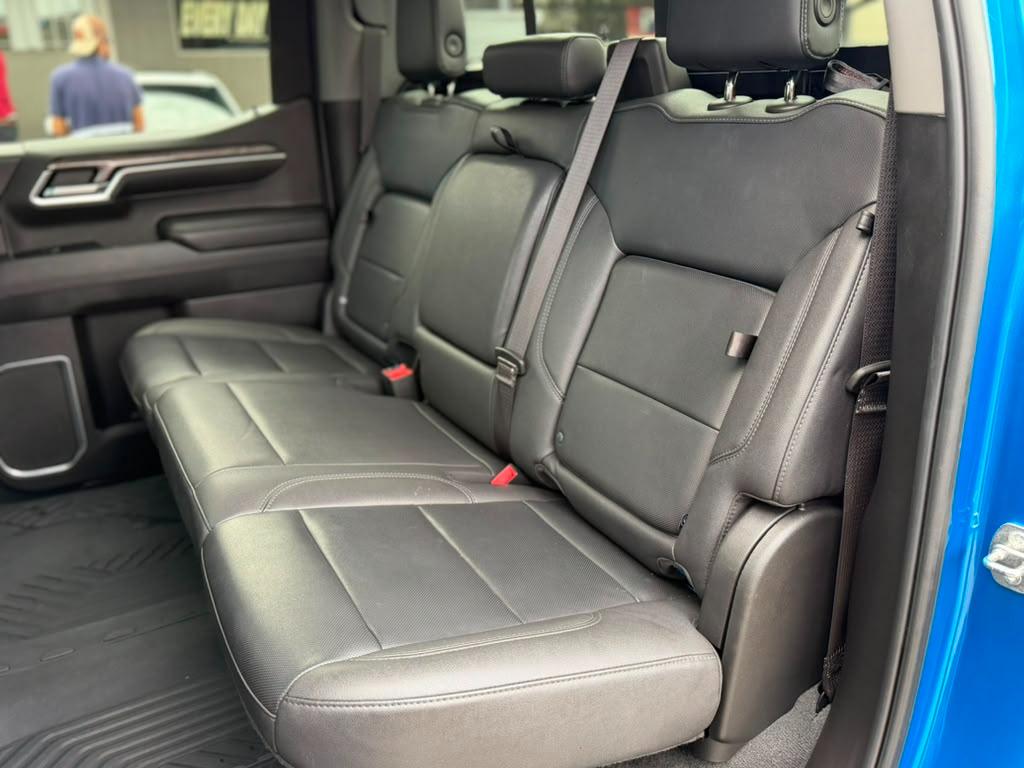 Chevrolet Silverado 1500 LTZ Crew Cab 4WD 2022