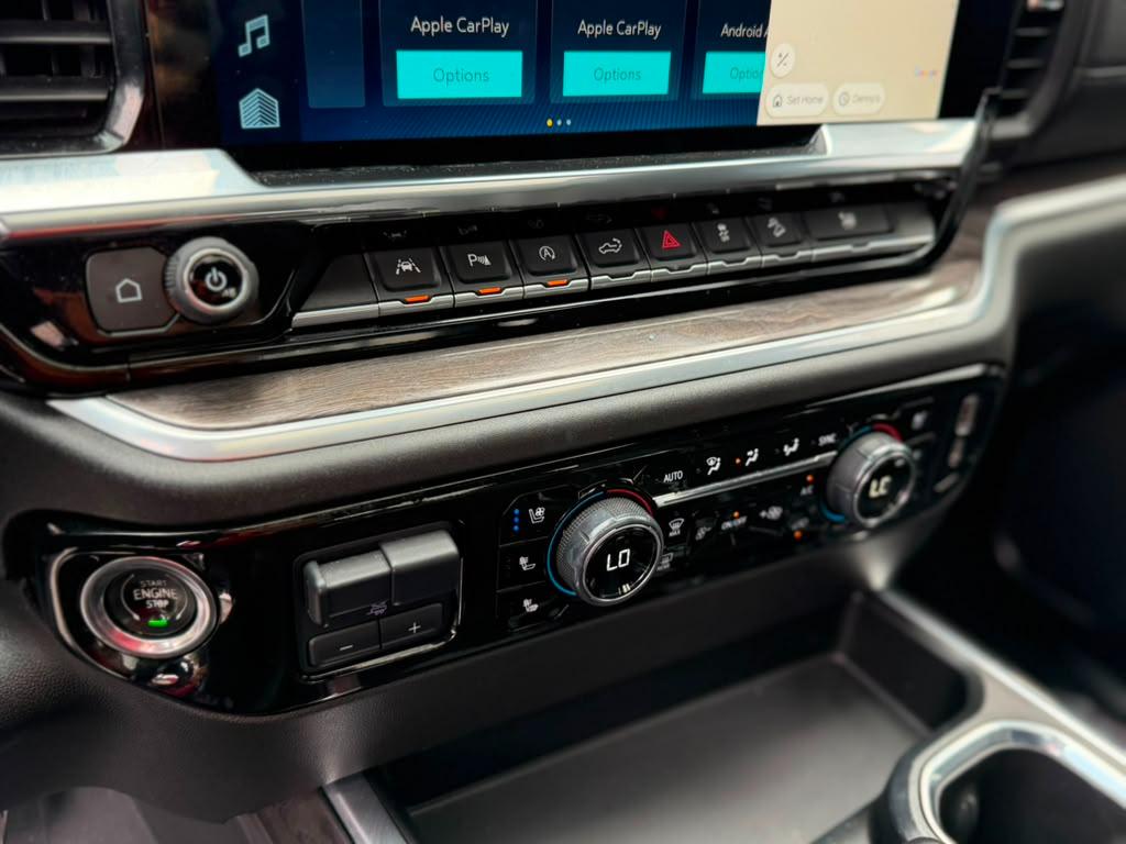 Chevrolet Silverado 1500 LTZ Crew Cab 4WD 2022