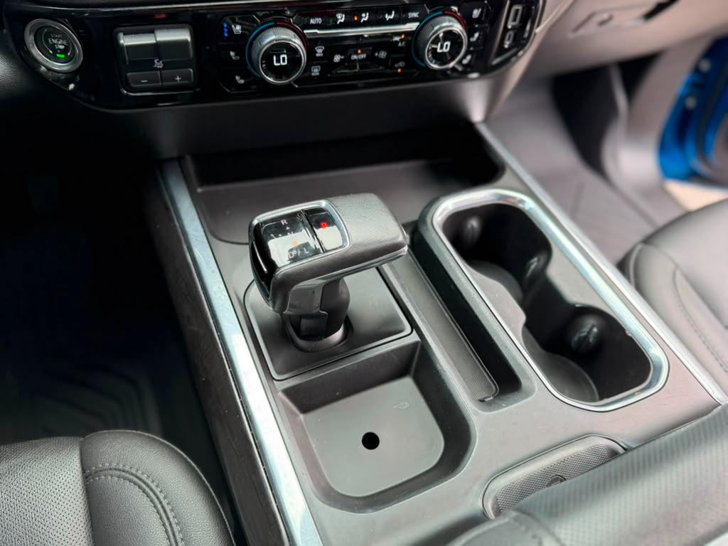 Chevrolet Silverado 1500 LTZ Crew Cab 4WD 2022