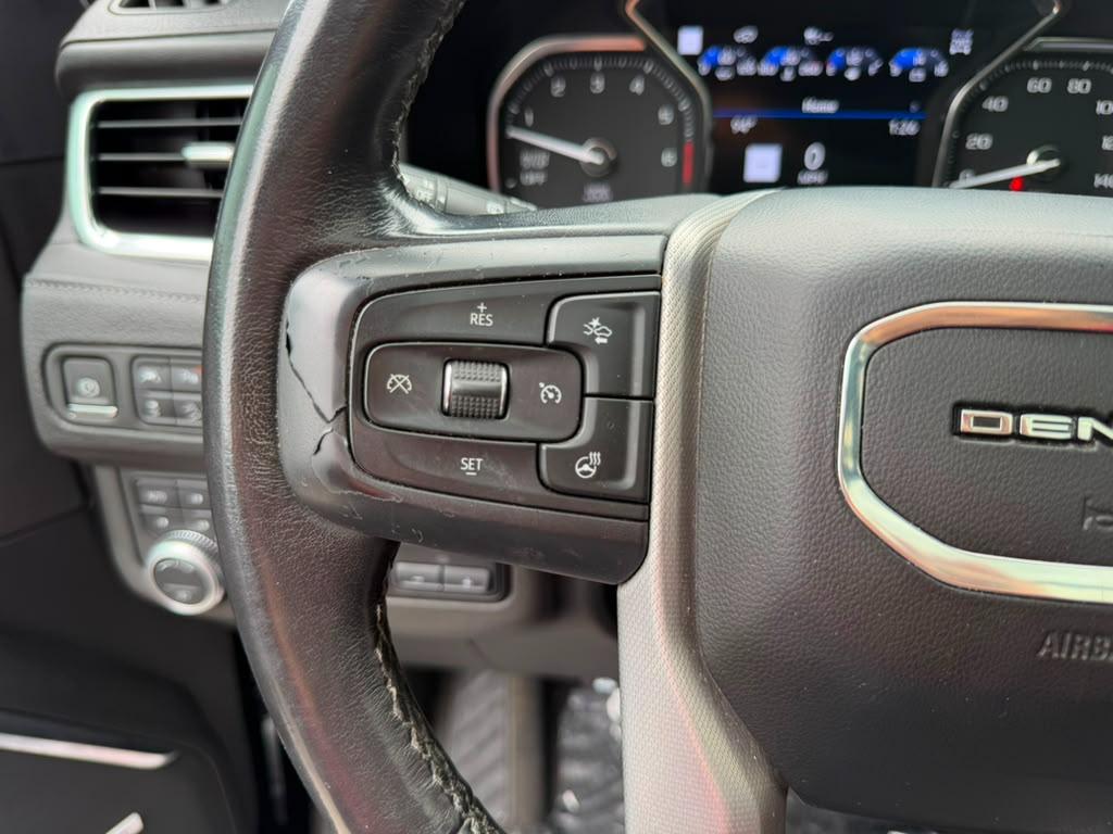 GMC Yukon XL Denali 4WD 2021