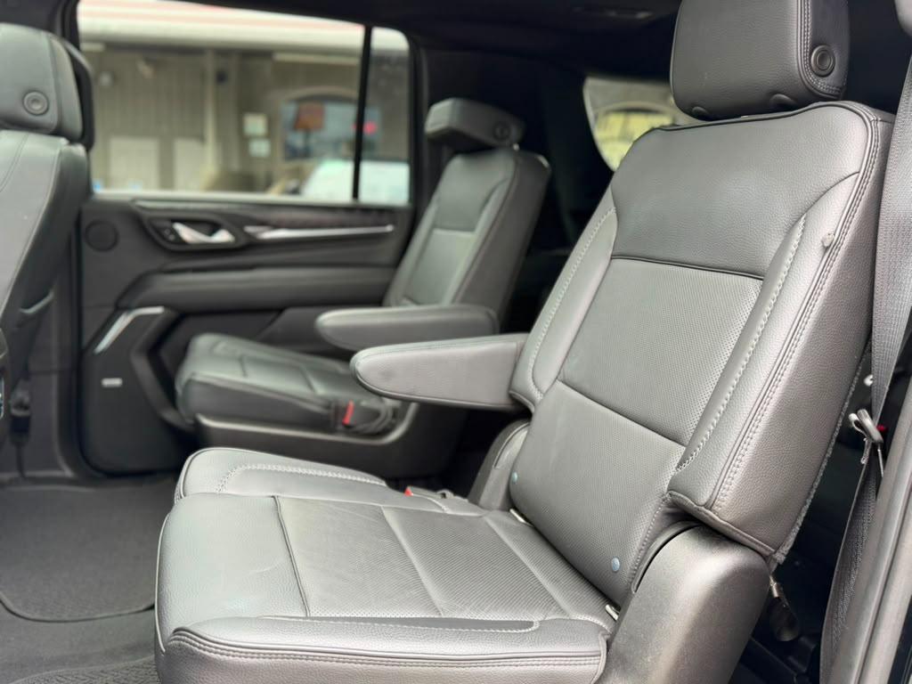GMC Yukon XL Denali 4WD 2021