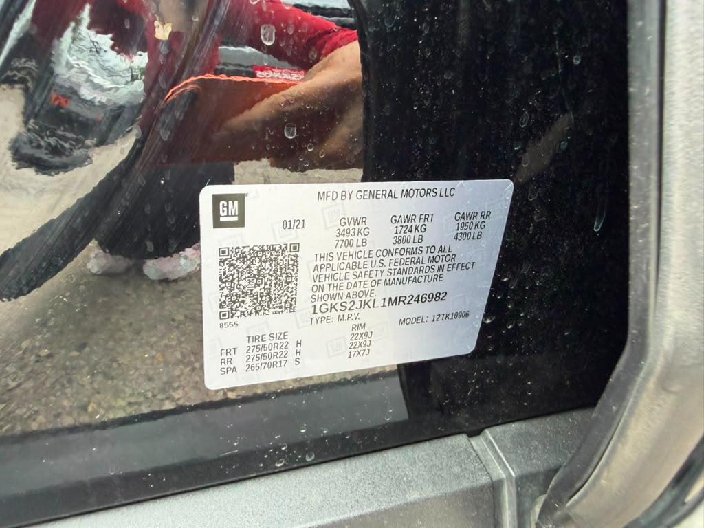 GMC Yukon XL Denali 4WD 2021