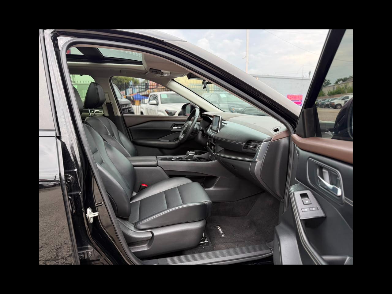 Nissan Rogue SV 2023