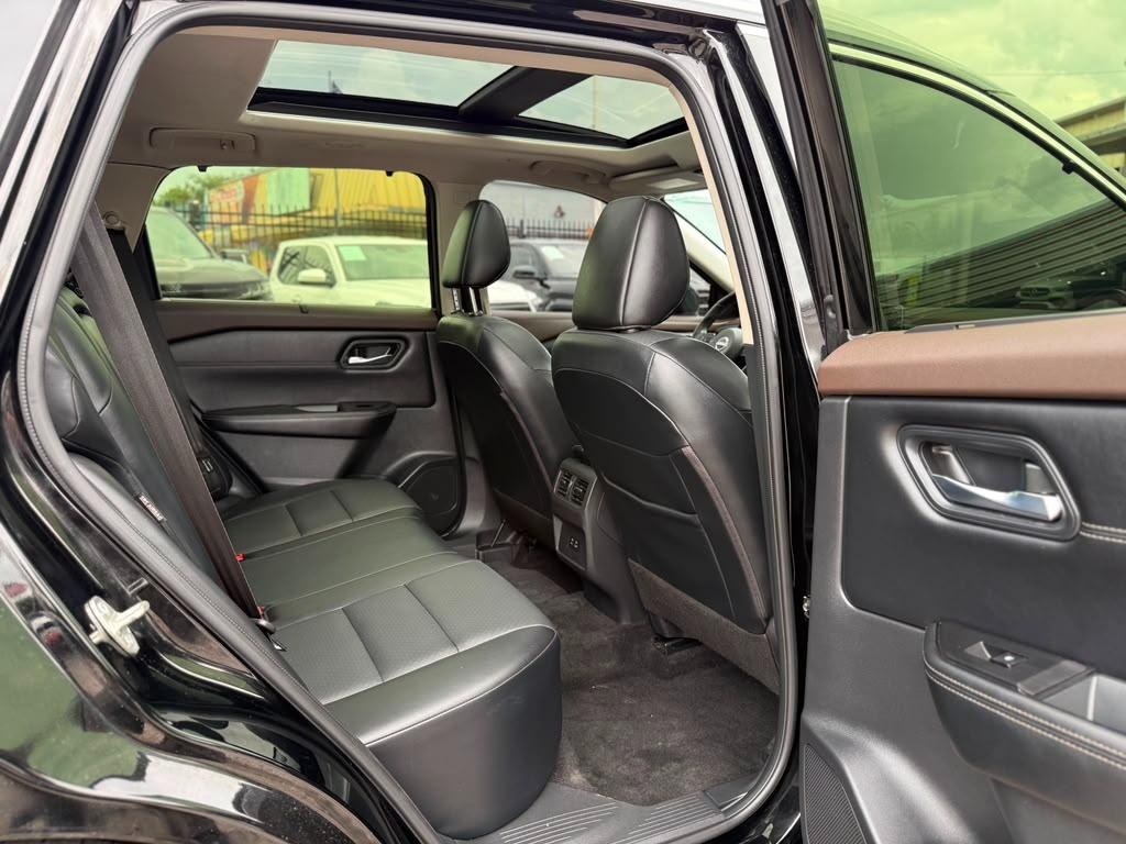 Nissan Rogue SV 2023