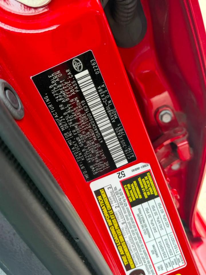 Toyota Camry Hybrid SE 2025