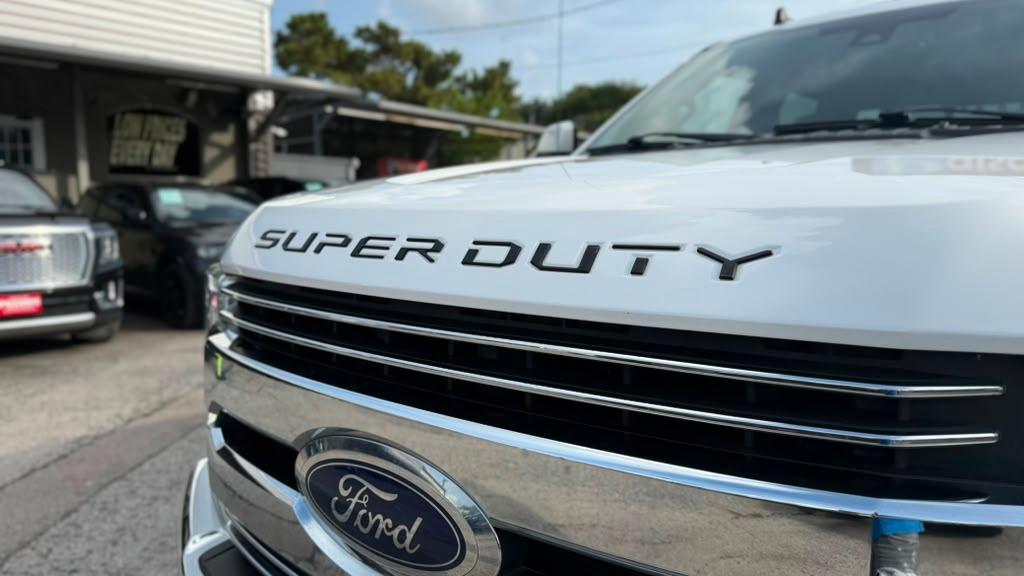Ford F-250 SD Lariat 2019