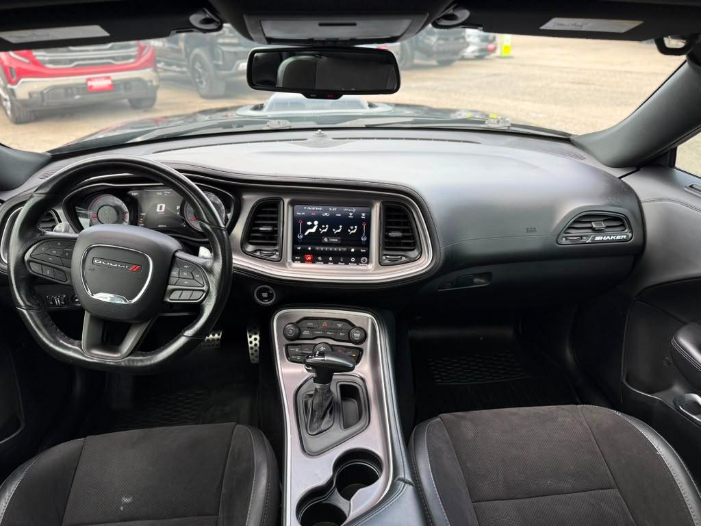 Dodge Challenger  2021