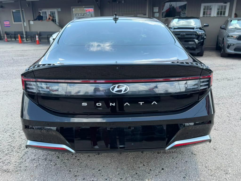 Hyundai Sonata SEL 2024