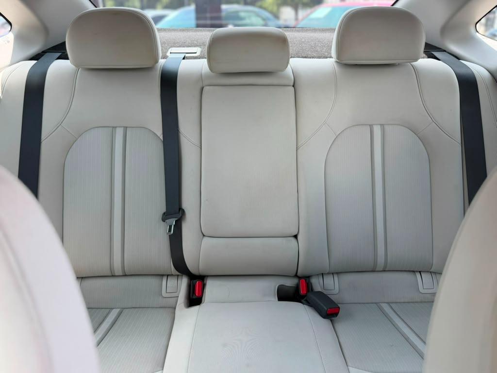 Hyundai Sonata SEL 2024