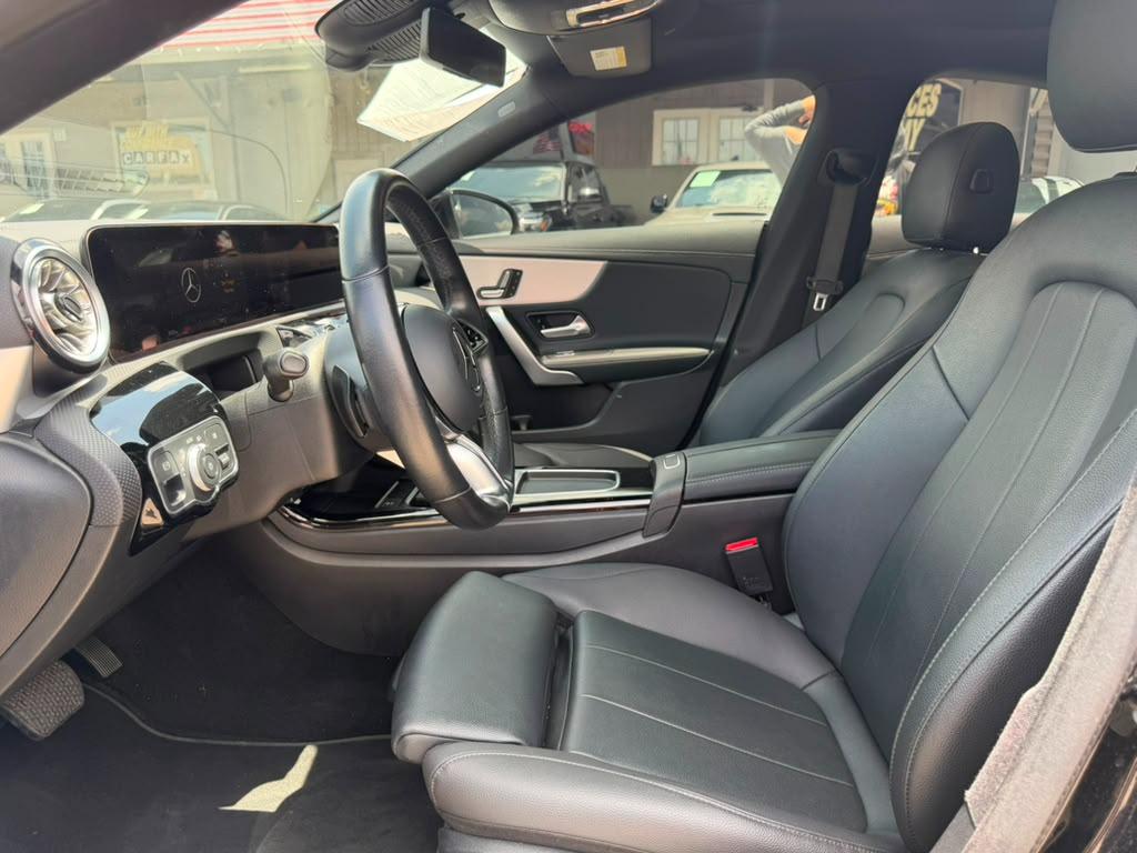 Mercedes-Benz CLA-Class CLA250 4MATIC 2025