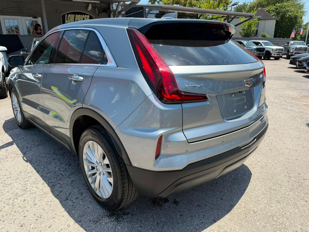 Cadillac XT4 Luxury 2024