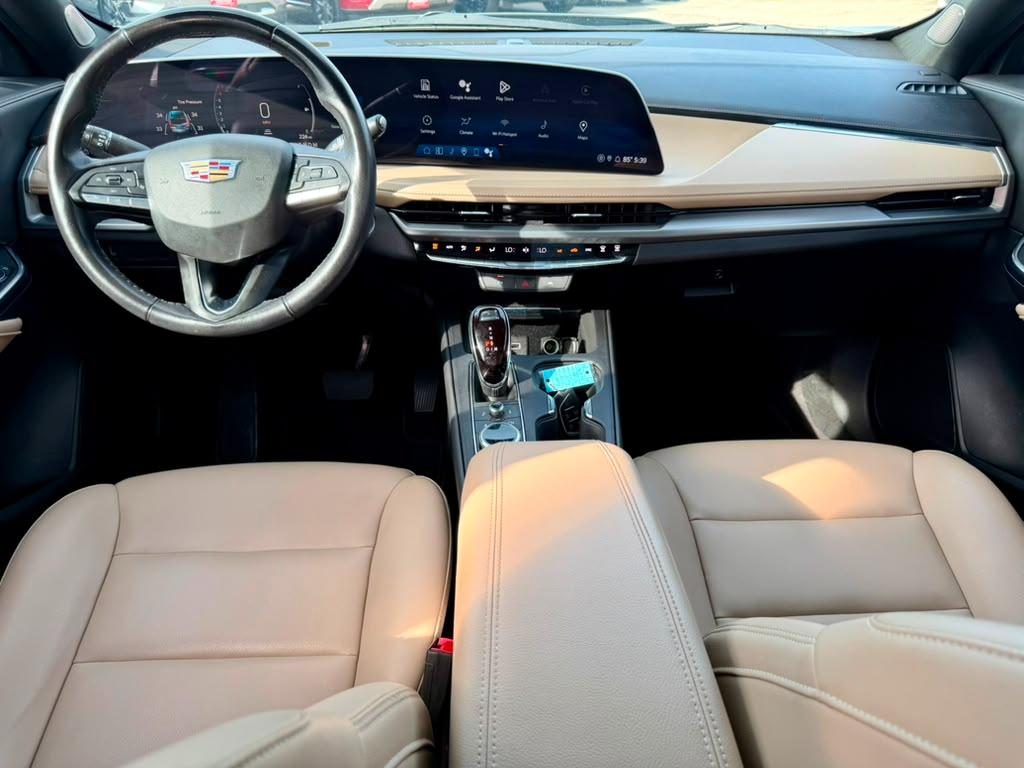 Cadillac XT4 Luxury 2024