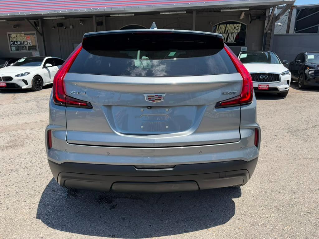Cadillac XT4 Luxury 2024