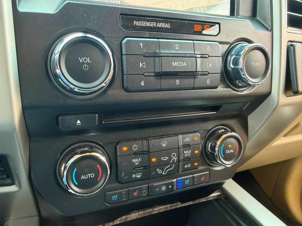 Ford F-250 SD Lariat 2018