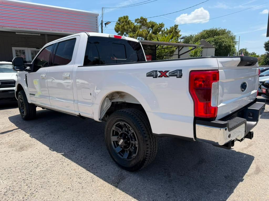 Ford F-250 SD Lariat 2018