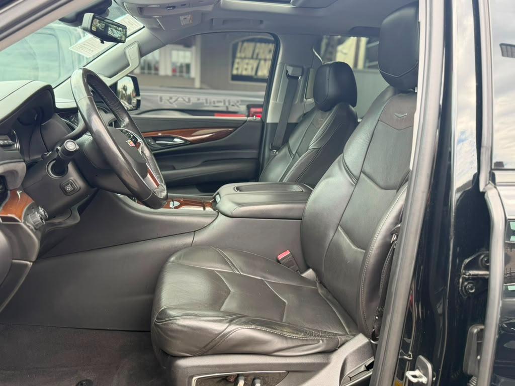 Cadillac Escalade Luxury 4WD 2020