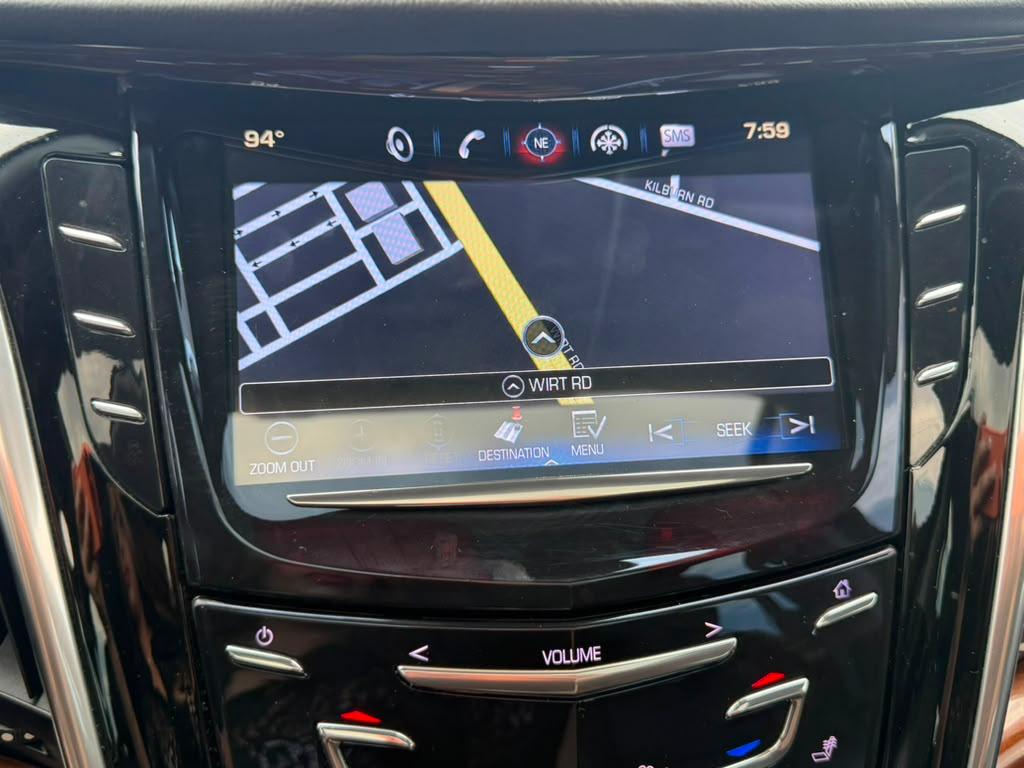 Cadillac Escalade Luxury 4WD 2020