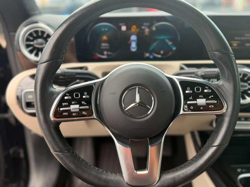 Mercedes-Benz CLA-Class CLA250 4MATIC 2023