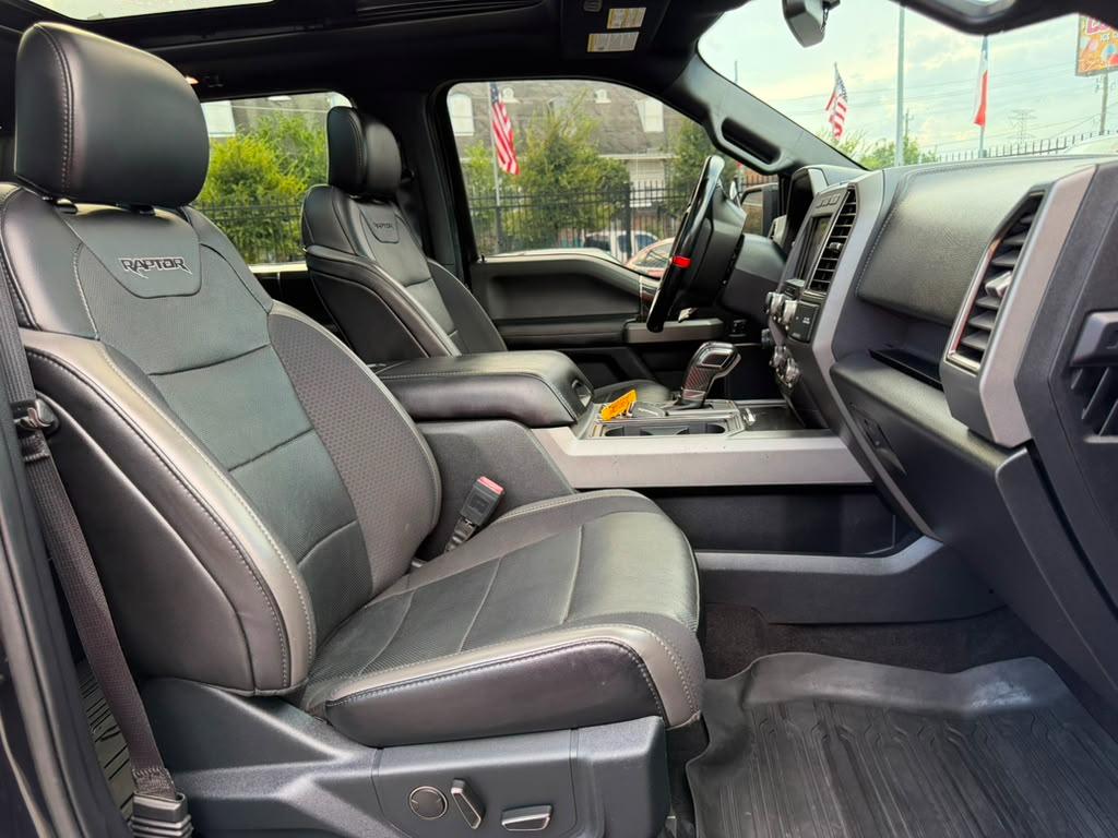 Ford F-150  2020