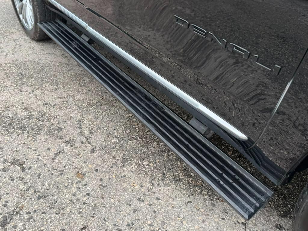 GMC Yukon Denali 2WD 2023