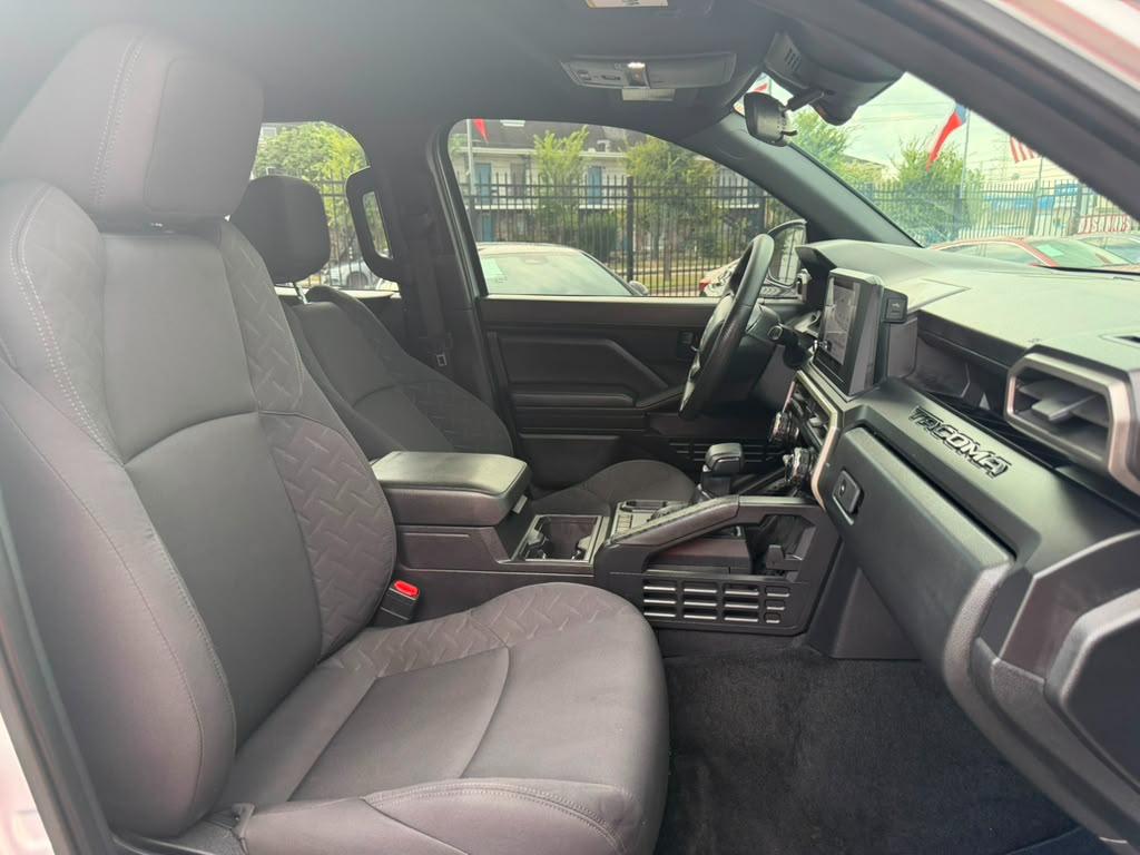 Toyota Tacoma SR Double Cab 2WD 2024