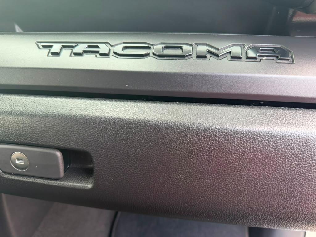 Toyota Tacoma SR Double Cab 2WD 2024