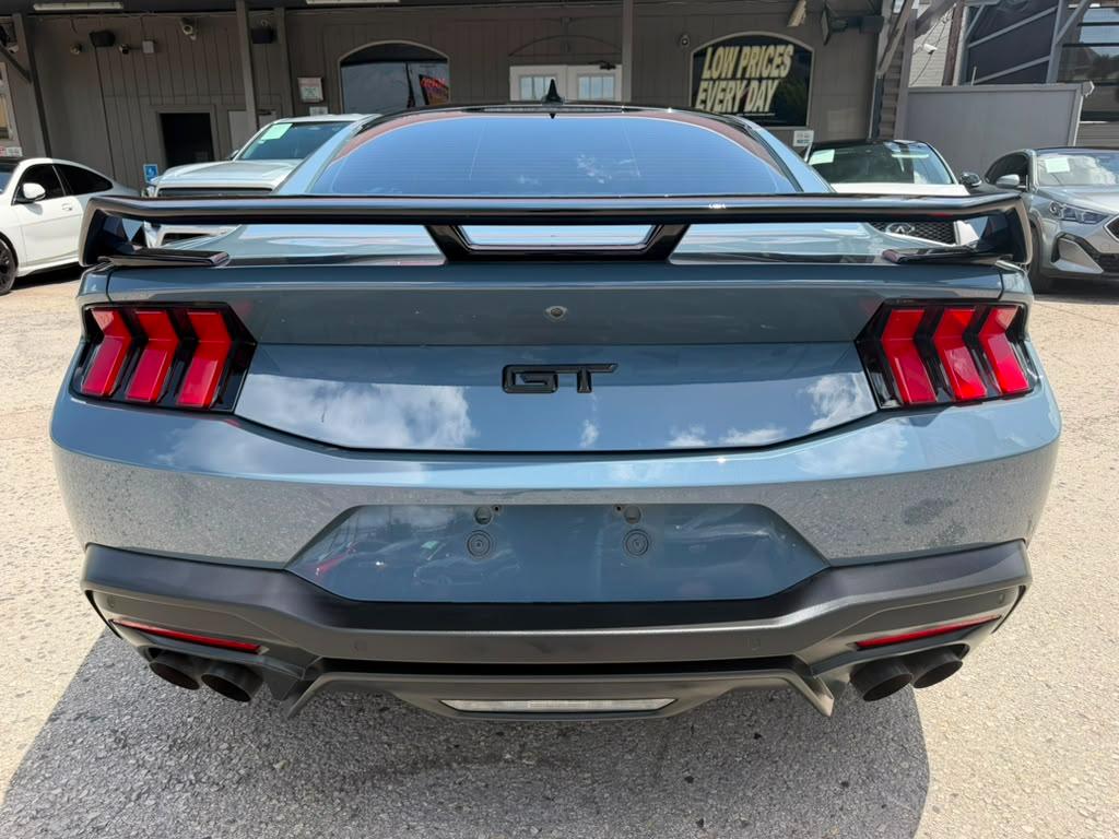 Ford Mustang GT Premium Coupe 2024