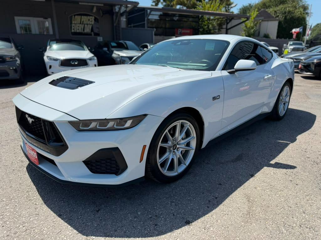 Ford Mustang GT Premium Coupe 2024