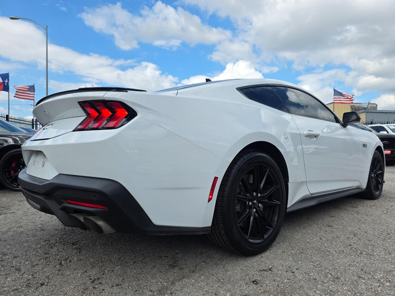 Ford Mustang GT Premium Coupe 2024