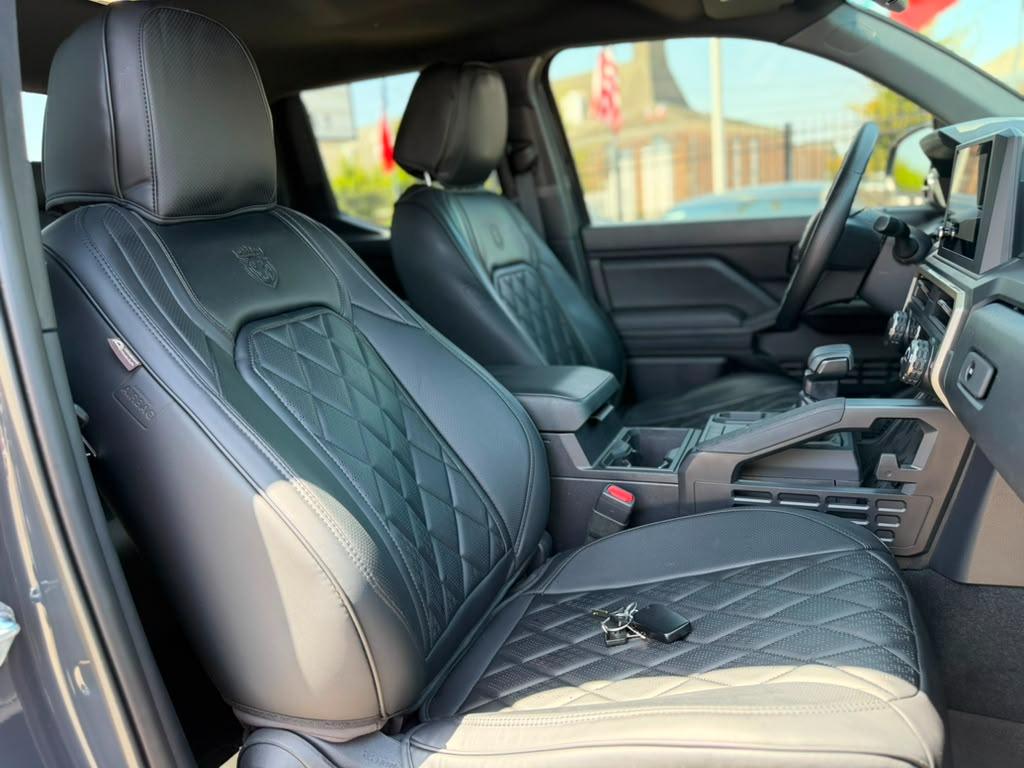 Toyota Tacoma SR Double Cab 2WD 2025
