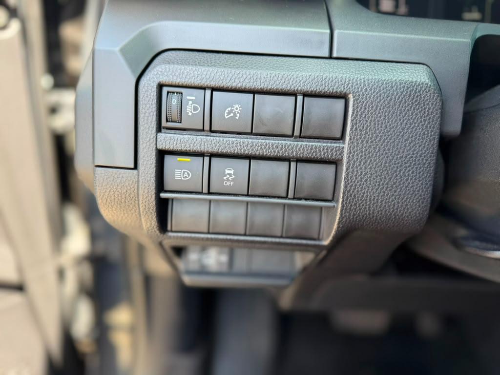 Toyota Tacoma SR Double Cab 2WD 2025