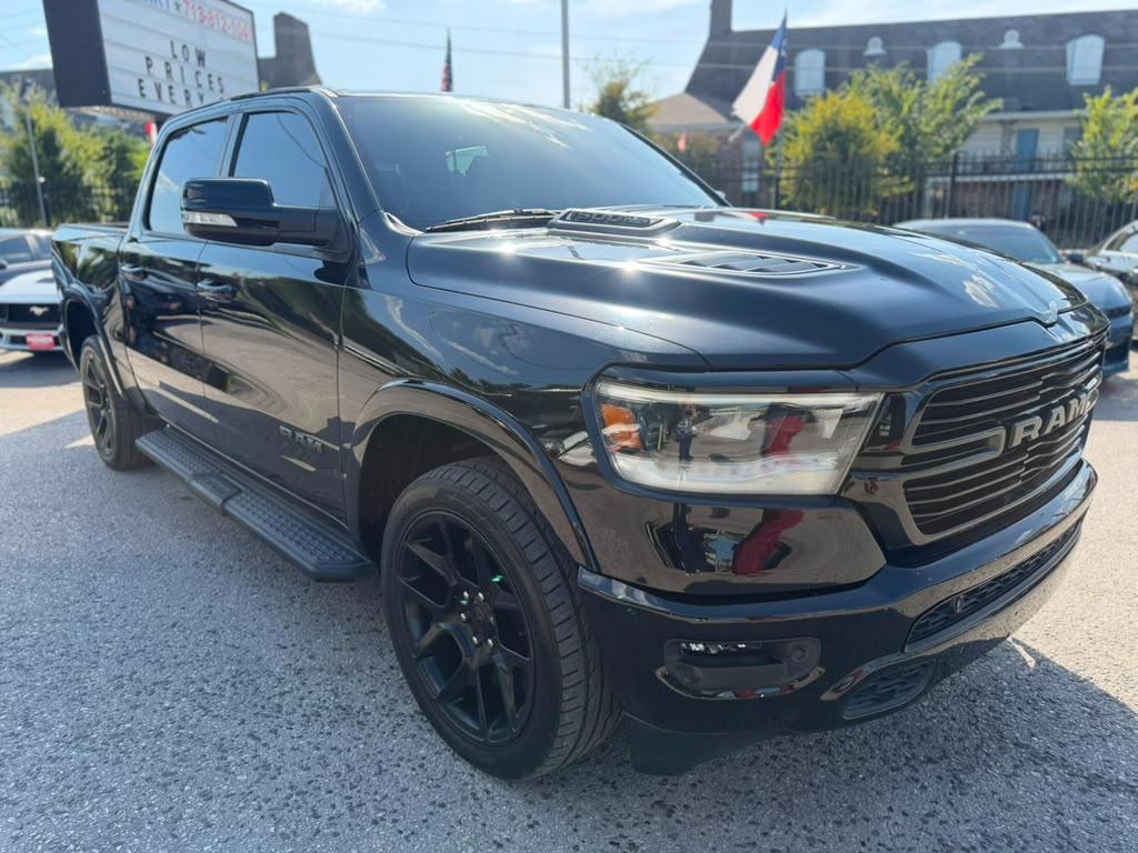 RAM 1500 Laramie Crew Cab SWB 4WD 2022