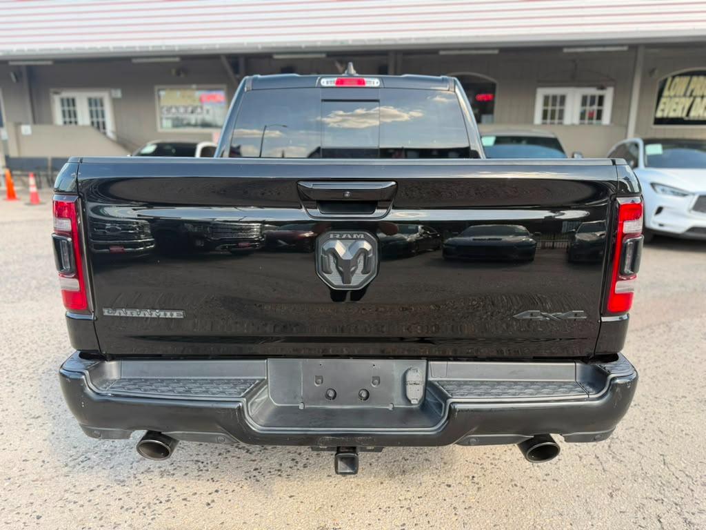 RAM 1500 Laramie Crew Cab SWB 4WD 2022