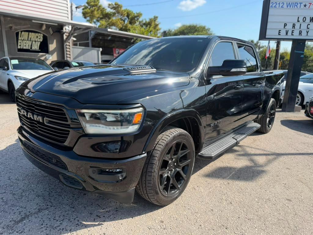 RAM 1500 Laramie Crew Cab SWB 4WD 2022