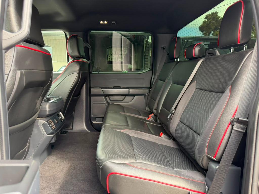 Ford F-150 STX 2024